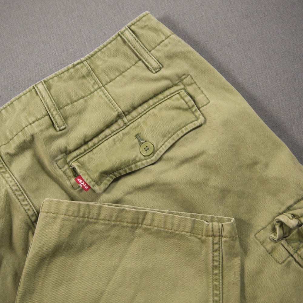 Levi's Straight Leg Multi Pocket Men Cargo Pants Fits 34x28 Military Y2K Baggy